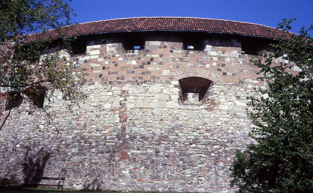Kodak Retina Reflex III Sensia 100-9395