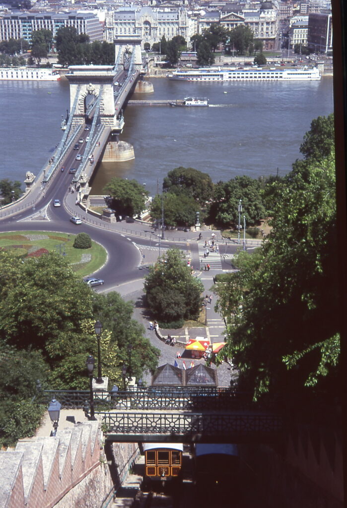 Kodak Retina IIa Fuji Sensia 100-9771