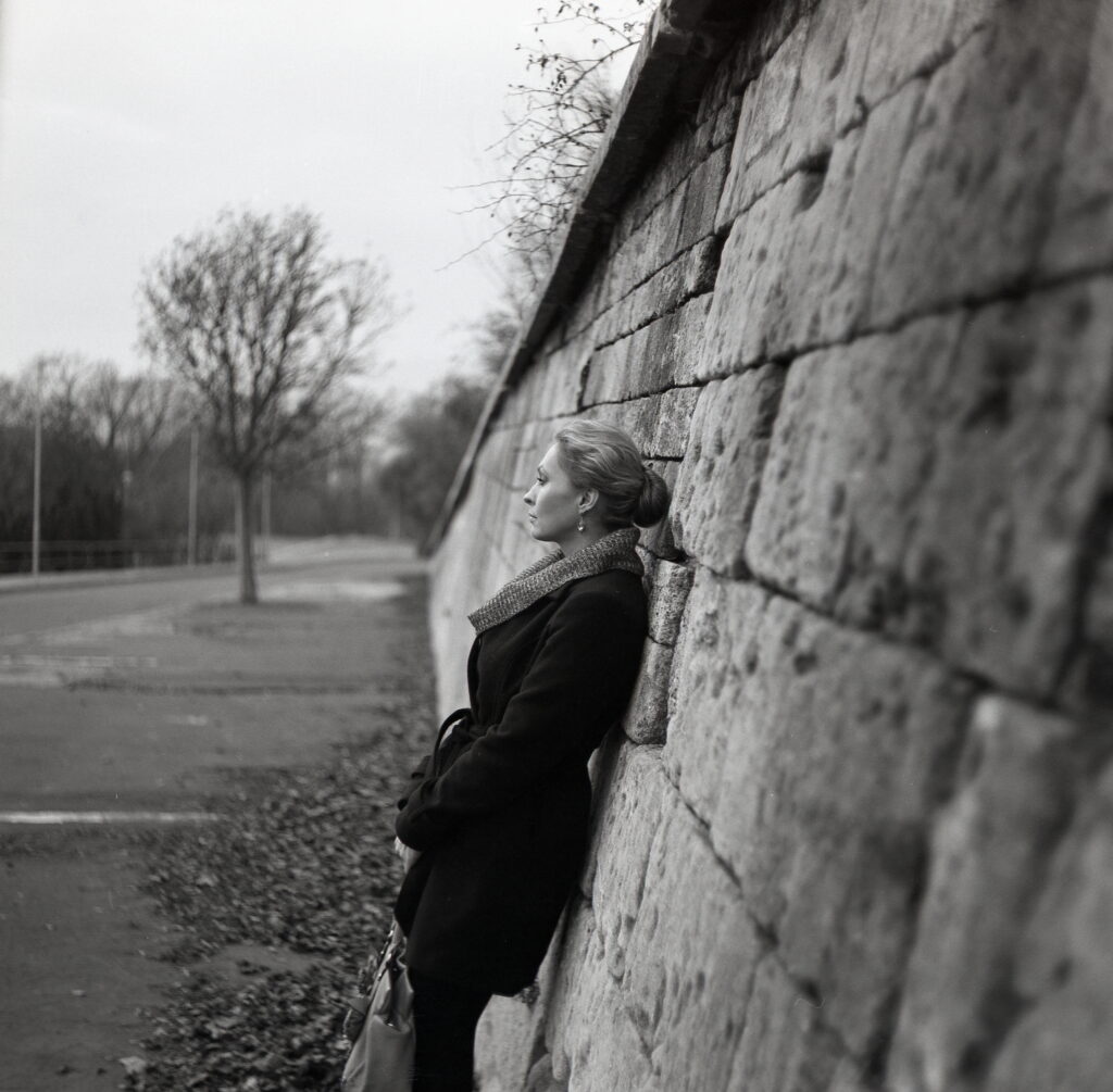 Certo SIX portraits Fomapan 100 D-76-12360