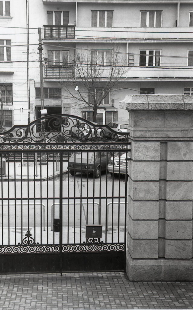 Contax IIIa Sonnar 5cm f1.5 Fomapan 100-8490