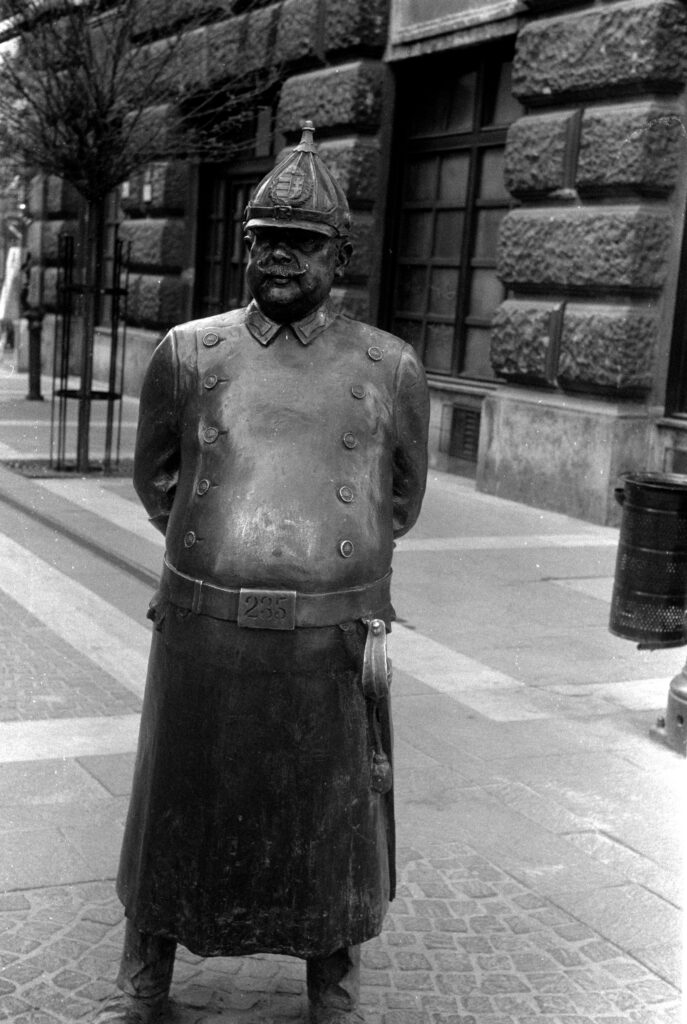 Contax II Sonnar 5cm f2 Fomapan 100-12214