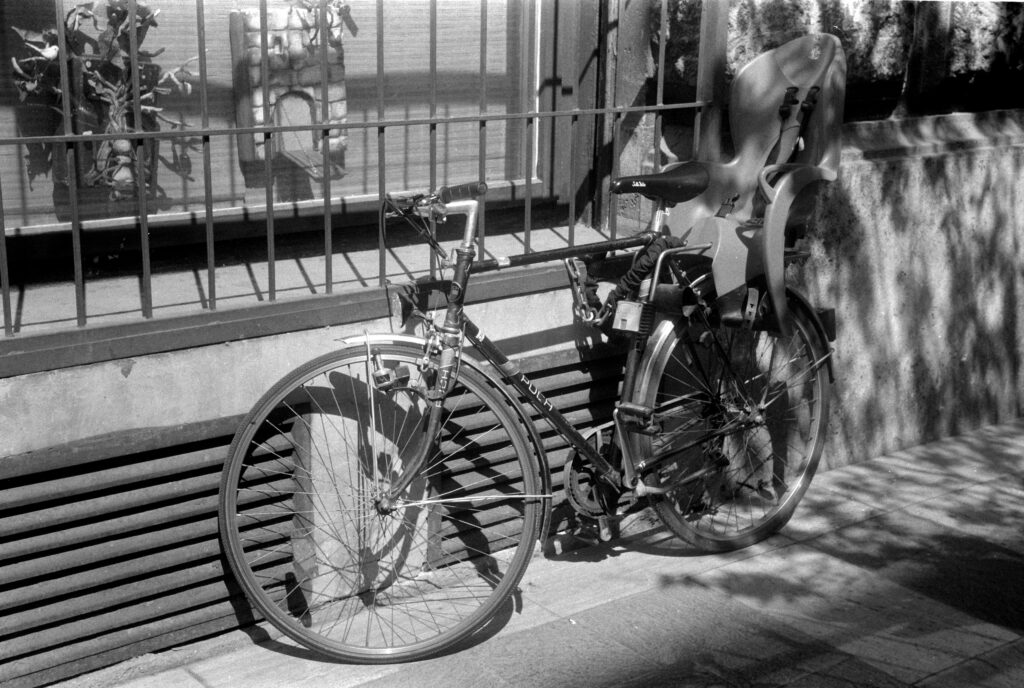 Contax II Sonnar 5cm f2 Fomapan 100-12217