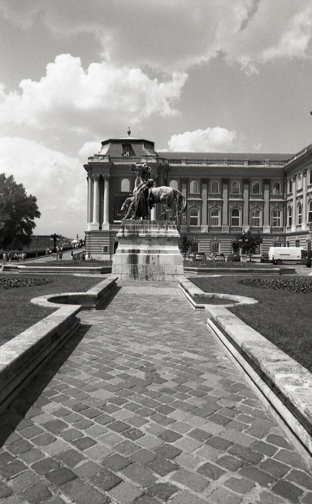 Exakta RTL-1000 Flektogon 25mm f4 Agfa APX 100-9033