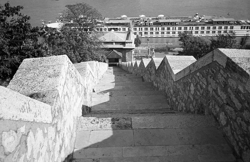 Konica AF3 Agfa APX 100-9988
