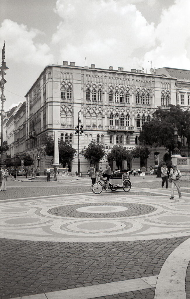 Konica C35 MF AF AGFA-APX100-9308