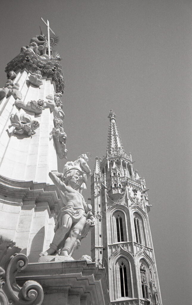 Konica C35 Silver Agfa APX 100-9832