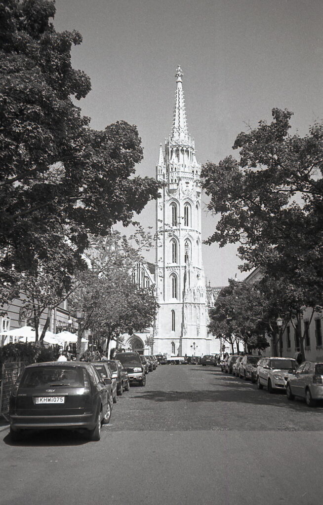 Konica C35 Silver Agfa APX 100-9834