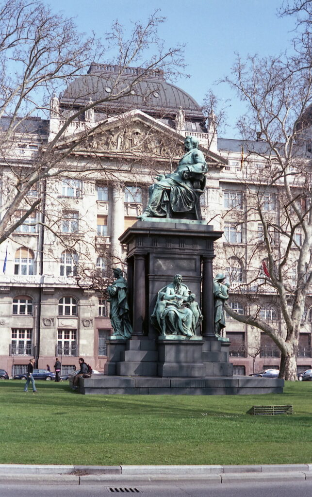 Konica IIIA FujiColor 200-8722