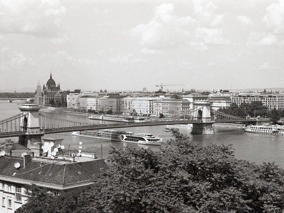 Konica IIIM Agfa APX 100