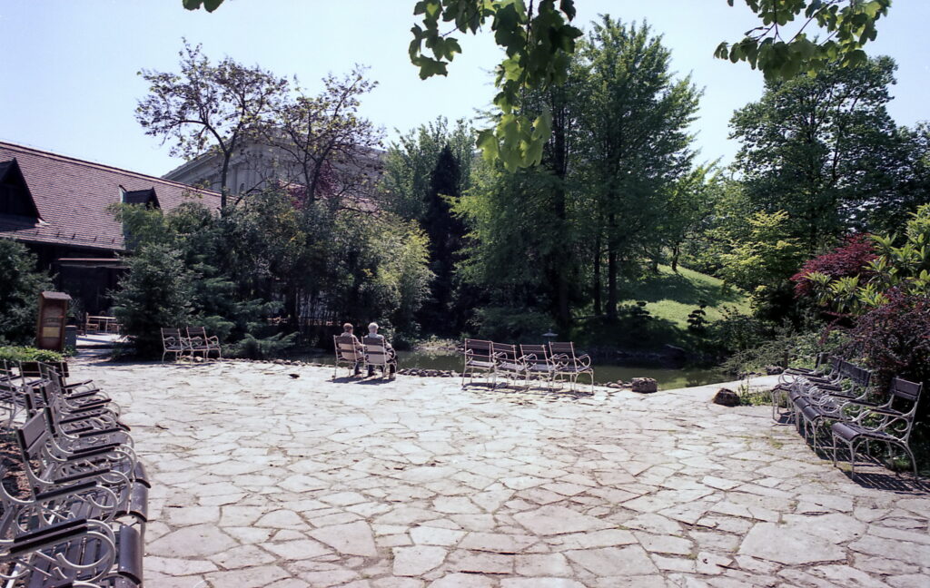 Konica FP Konishiroku Hexanon 35mm f2.8 FujiColor 200-8956
