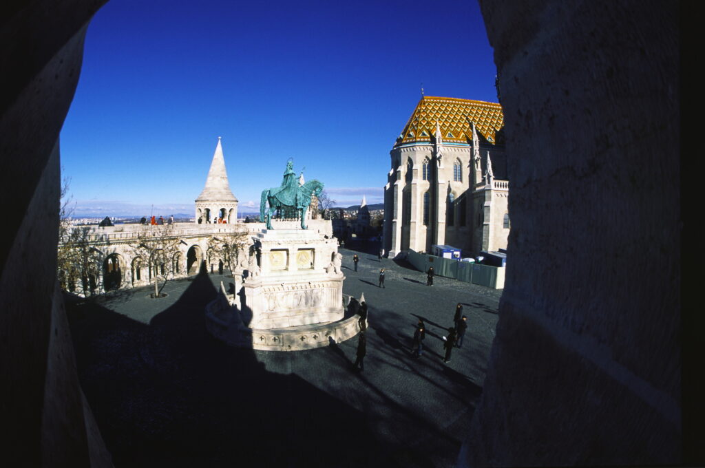 Konica FT-1 Konica UC 15mm Provia100-12252