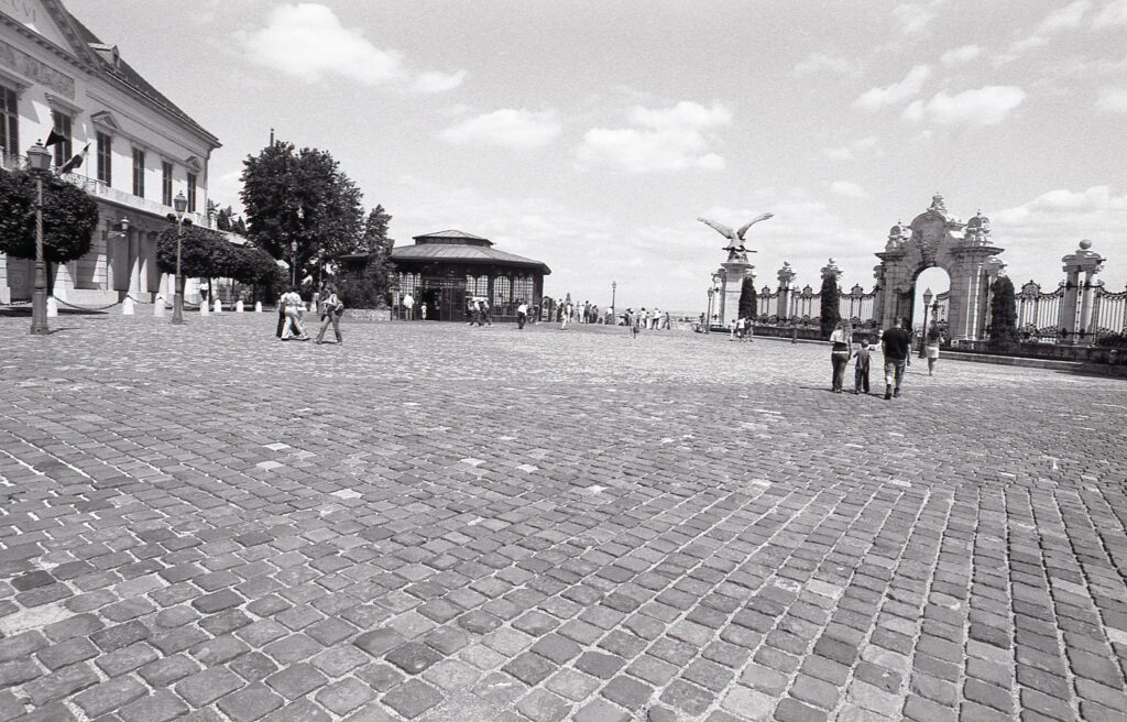 Nikon FA Nikkor 20mm f2.8 AIS Ilford F-Pan ISO 50-9138