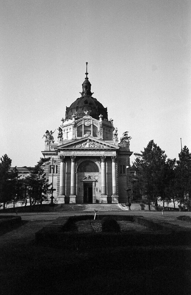 Olympus MJU-2 Fomapan 100 Fomadon LQN -10763
