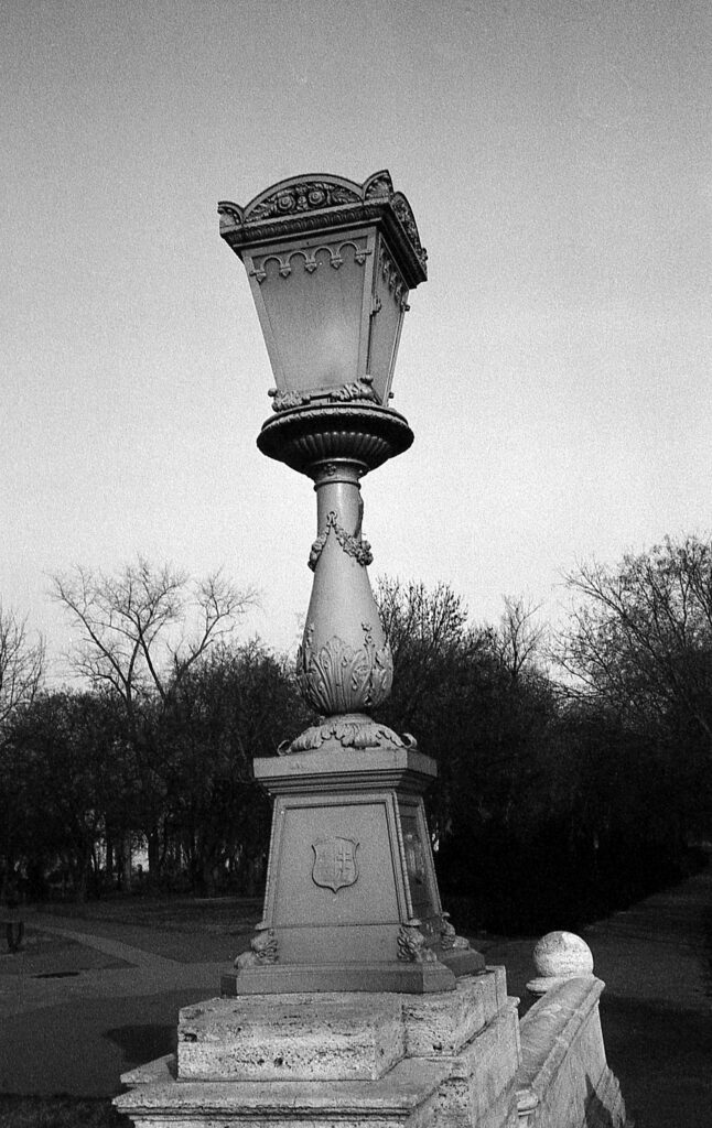 Olympus MJU-2 Fomapan 100 Fomadon LQN -10767