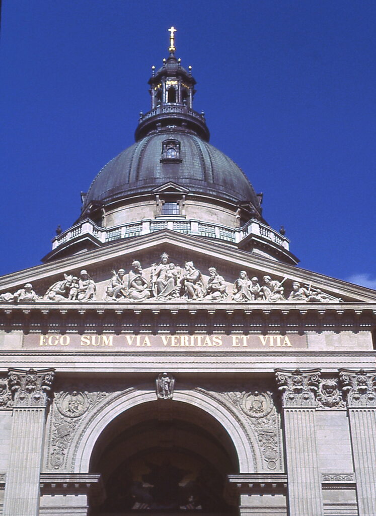 Olympus Pen Ft 38mm 1.8 Provia 100-13075