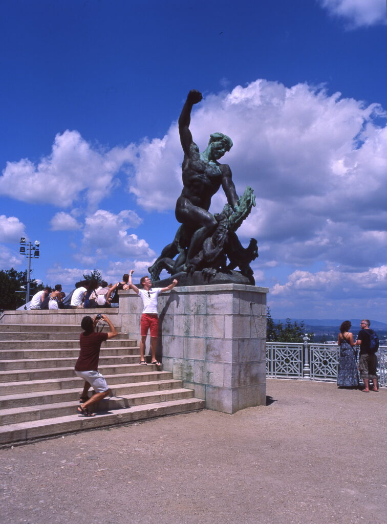Pentax 645 Flektogon 50 MC Kodak Ektachrome 100-9541