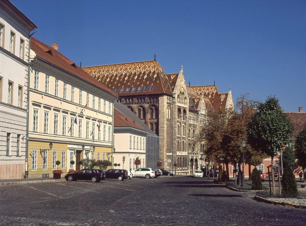 Pentax 645 Biometar 80 Provia 100-13485