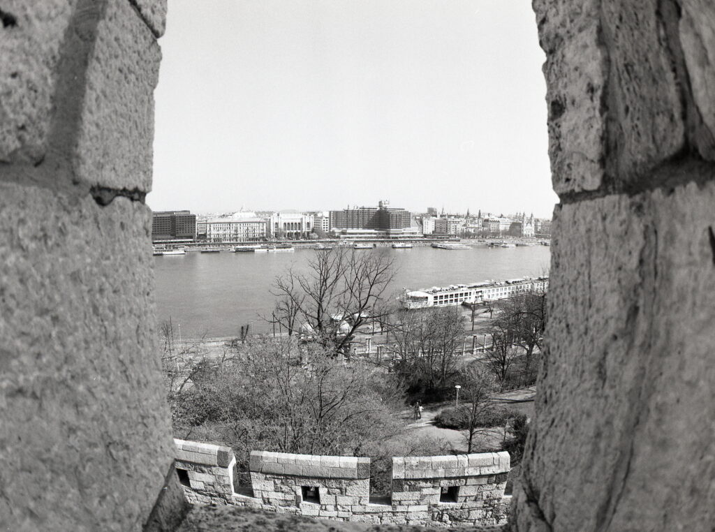Pentax 645 Arsat 30mm Fisheye Fomapan 100-12349