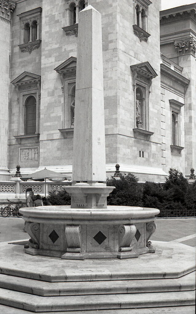 Yashica Electro 35GN black Agfa APX 100-9459