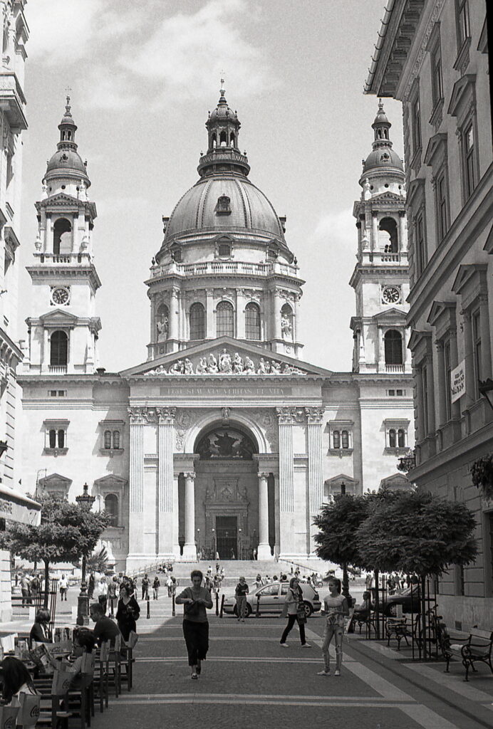 Yashica Electro 35GN black Agfa APX 100-9461
