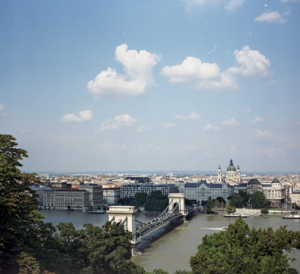 Yashica MAT EM-6138