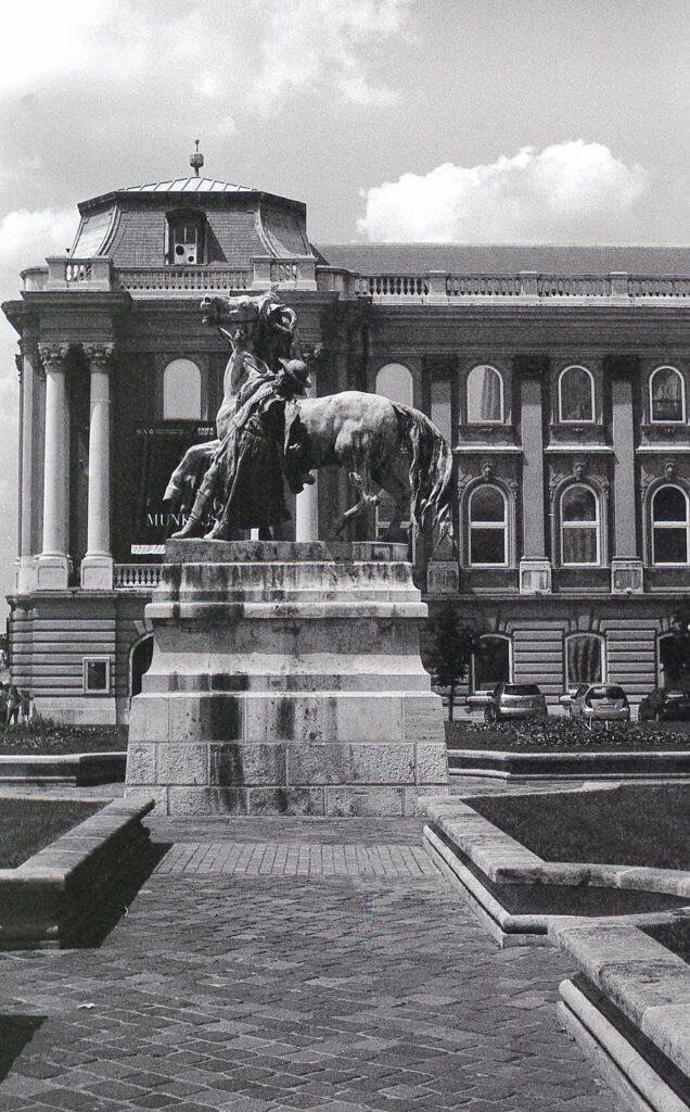 Fed-4-Industar-61-Agfa Apx 100-9057