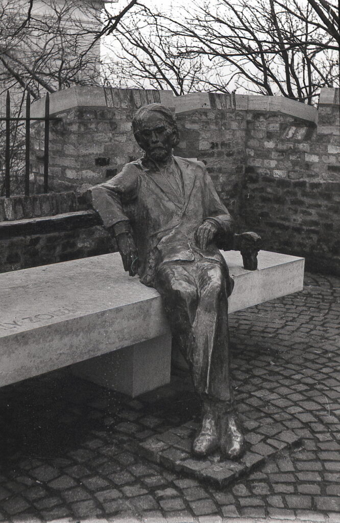 Fed-2 Industar-26 5cm f2 FED-2 Fomapan100-8302