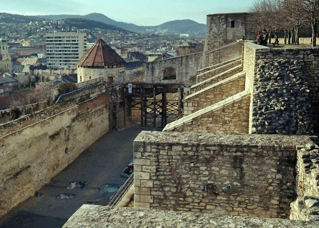 Kiev 4 Jupiter-12 3,5cm f2.8 RED P Paradise 200-8349