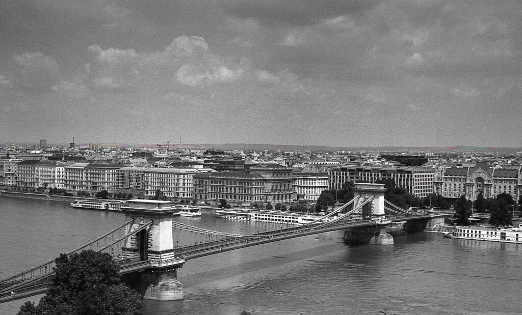 Kiev-4 Jupiter-8M Agfa APX100-9285