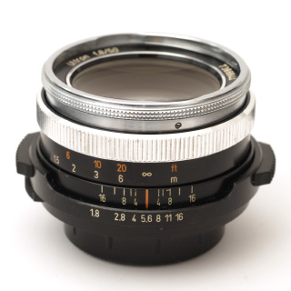 Carl Zeiss Ultron 50mm f/1.8 M42