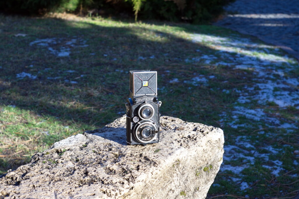 Jena T 1:2.8 f=50 Exakta bakelite grip-10365
