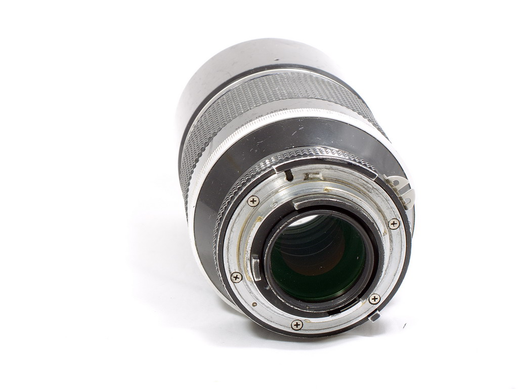 Nikon 180mm f2.8 ED badly scratched front element-8437