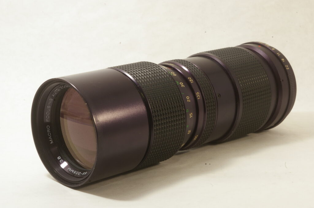 Vivitar 85-205/3.8 Macro focusing-4369