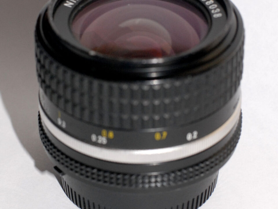 Nikon Nikkor 28mm f2.8 AIS